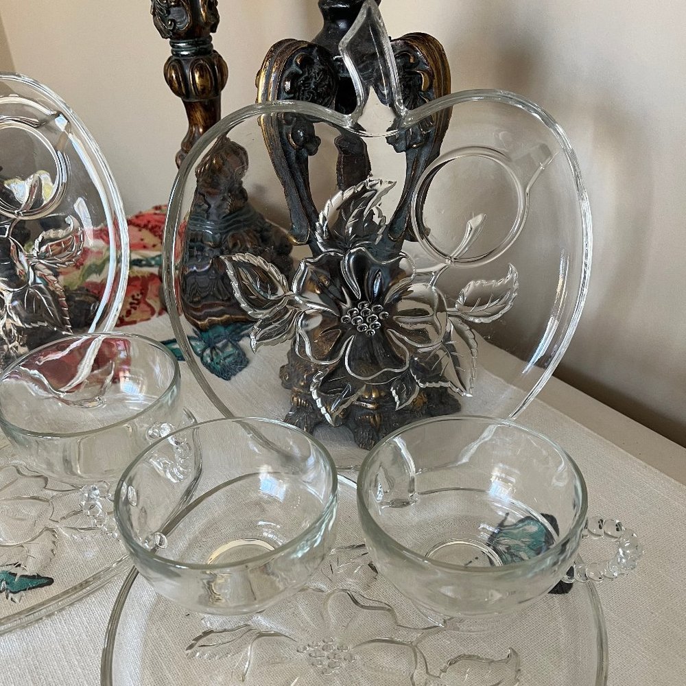 Antique Apple Plates w/cups